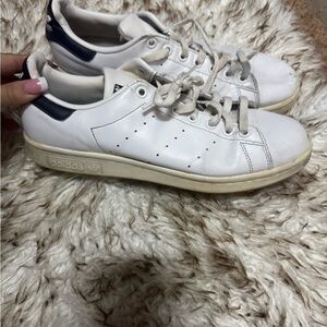 Men Stan snitch Adidas White and Black Sneakers